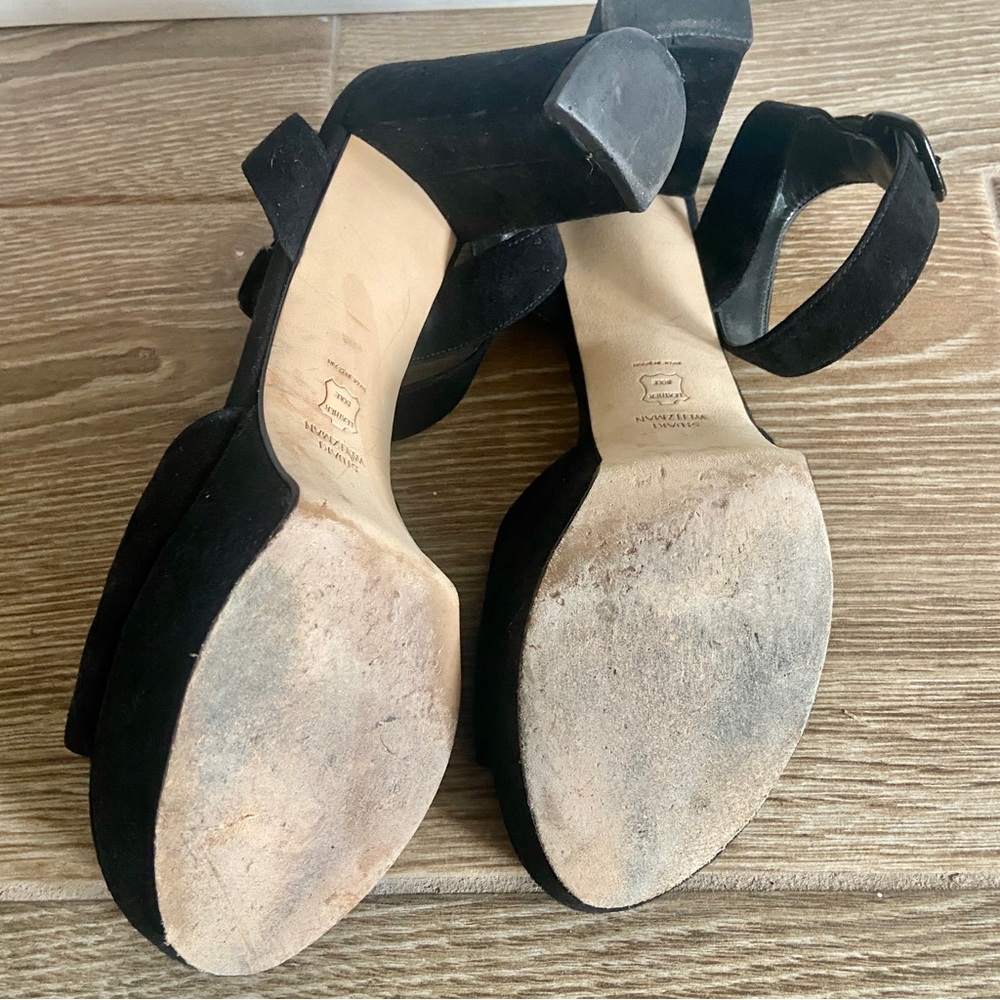 Stuart Weitzman Black Suede Strappy Platform Sandal. Size 10 - Picture 6 of 8